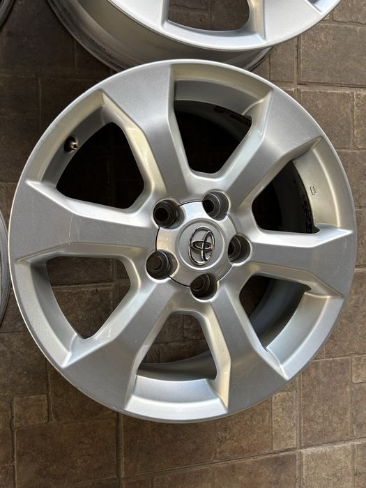 Оригинални джанти Toyota RAV 4 / Тойота 17" 5х114.3