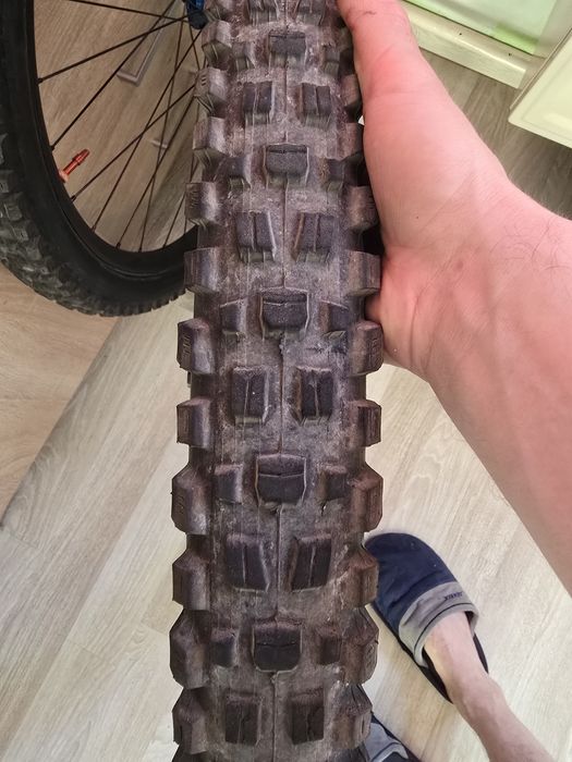 Vind Roţi complete DT Swiss