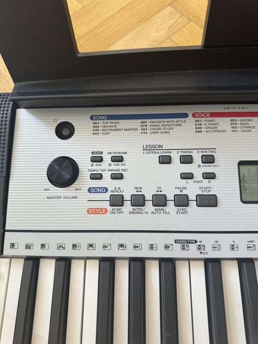 Синтезатор Yamaha YPT-260