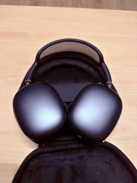 Airpods Max 2024 usb-c impecabile
