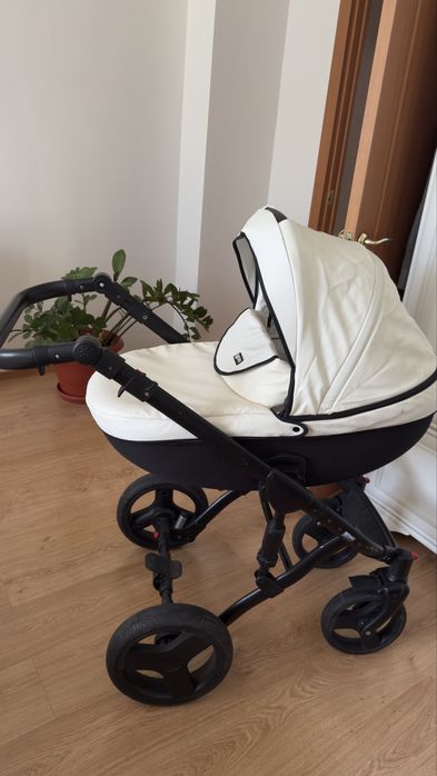 Продам коляску универсальная 3 в 1 Verdi