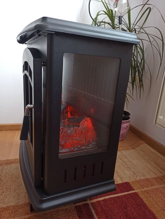Semineu electric Flame&Shade cu telecomanda. (NOUĂ)