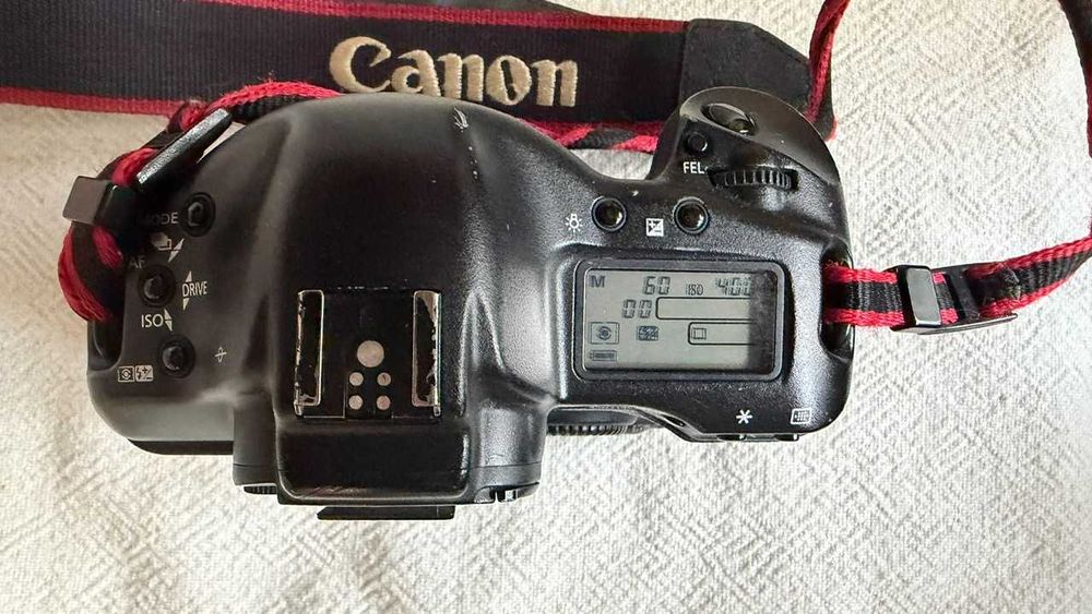 Canon EOS-1Ds Mark II full-frame DSLR
