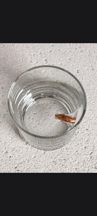 Подарок мужчинам на любой праздник стакан с пулей и гель для душа