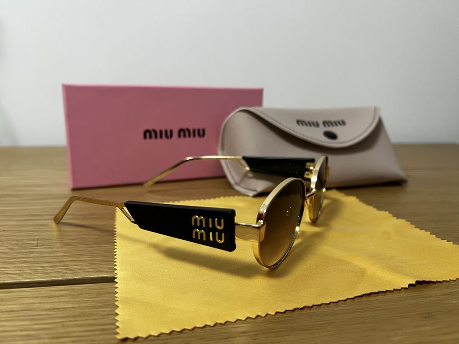 Ochelari de soare Miu Miu