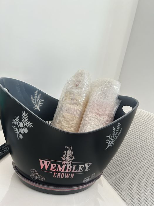 Frapiera+ doua sticle Wembley