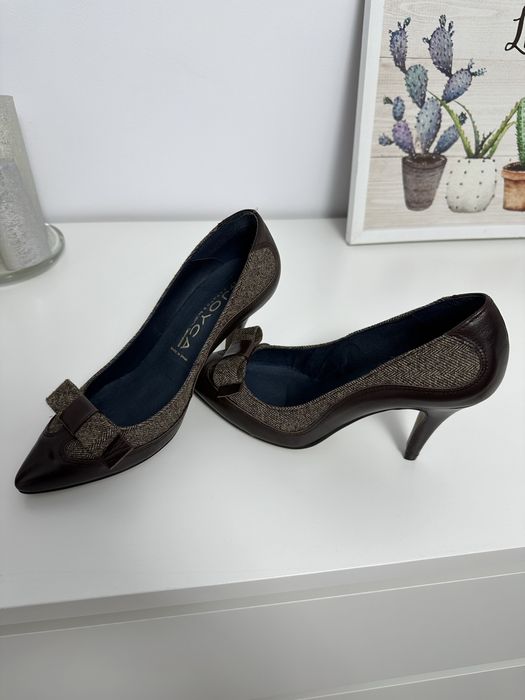 Pantofi cu toc 9 cm piele naturală - marimea 38