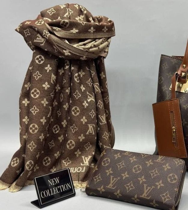 Set portofel +esarfa (material tip casmir),diverse nuanțe, doua fețe, saculet, etichetă
