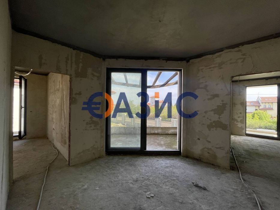 Продава се Къща в с. Синеморец, Област Бургас - 200 кв.м за 930 €/кв.м - Снимка #7