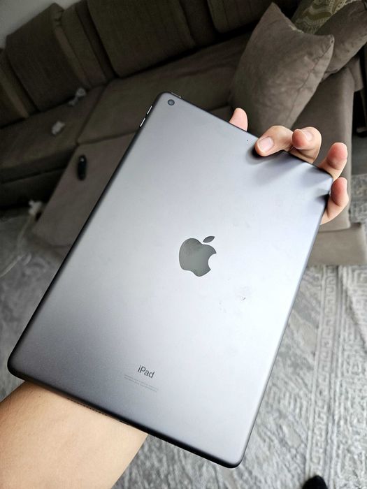 Ipad 8th, 128gb black