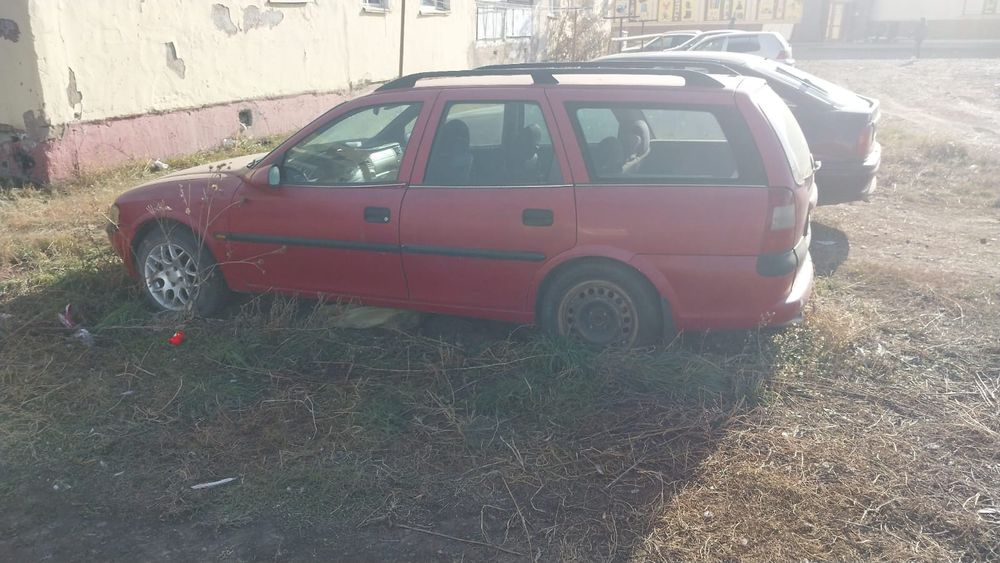 Продам машину не находу