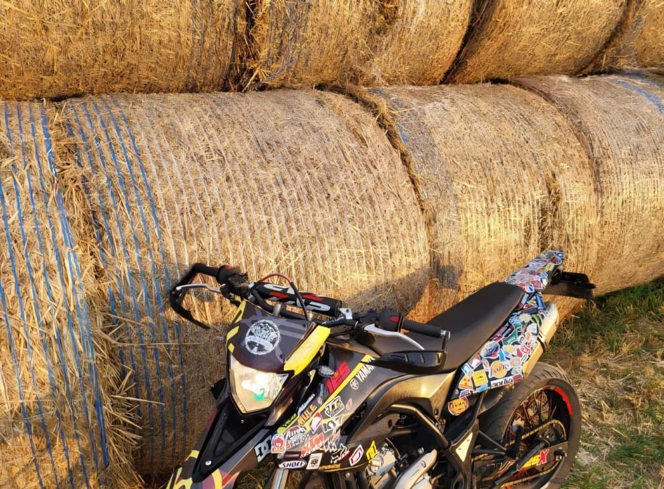 Yamaha WR 125 X.    A1