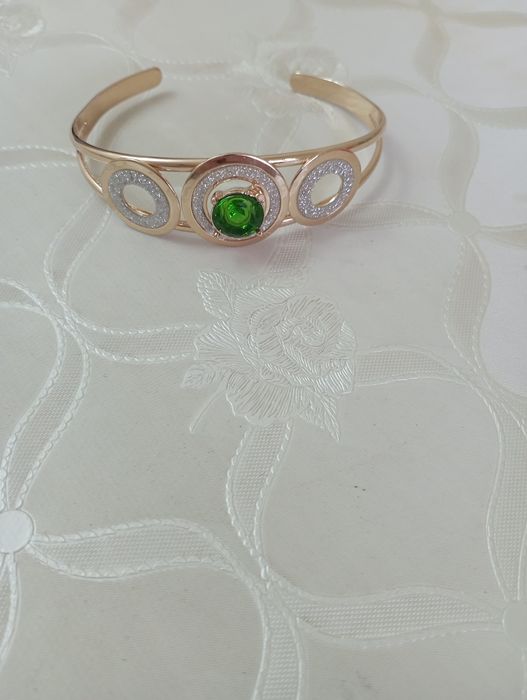 Люксовая Турецкая бижутерия.Продам Новый браслет.