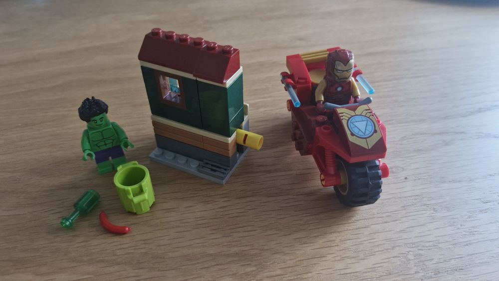 Seturi Lego Duplo si Lego Marvel