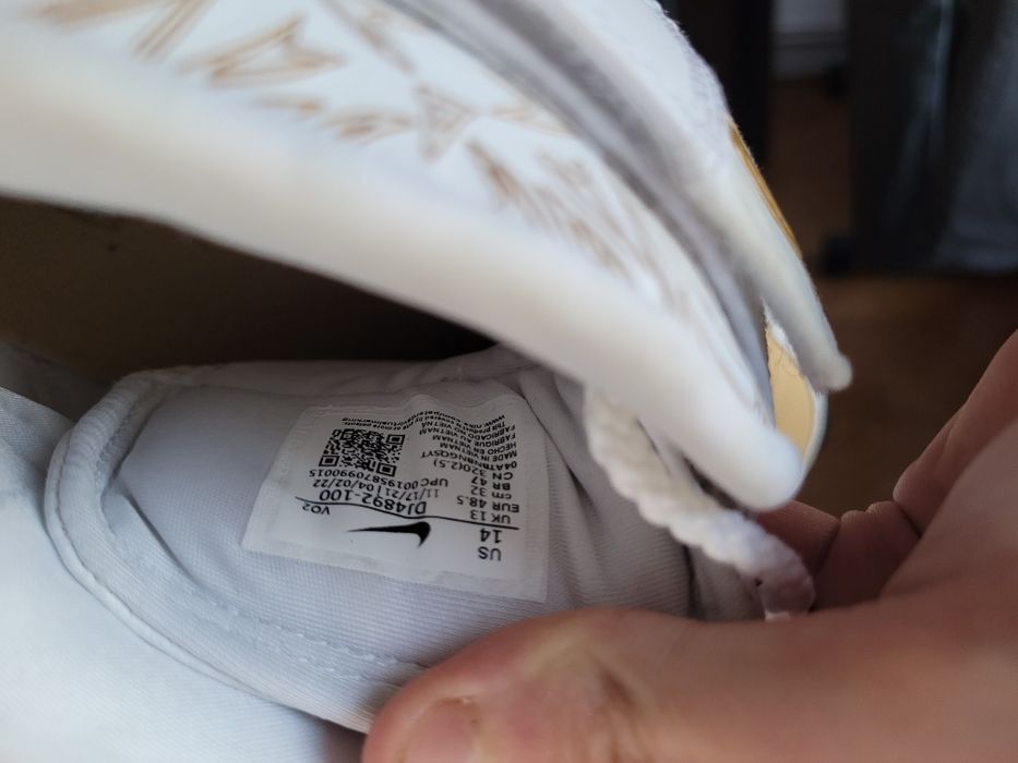 Papuci baschet lebron 2 gold