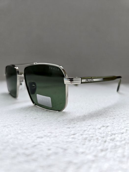 Слънчеви очила Prada SPR A57 silver green