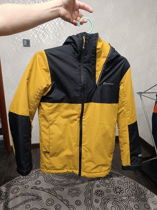 Продам куртку б/у