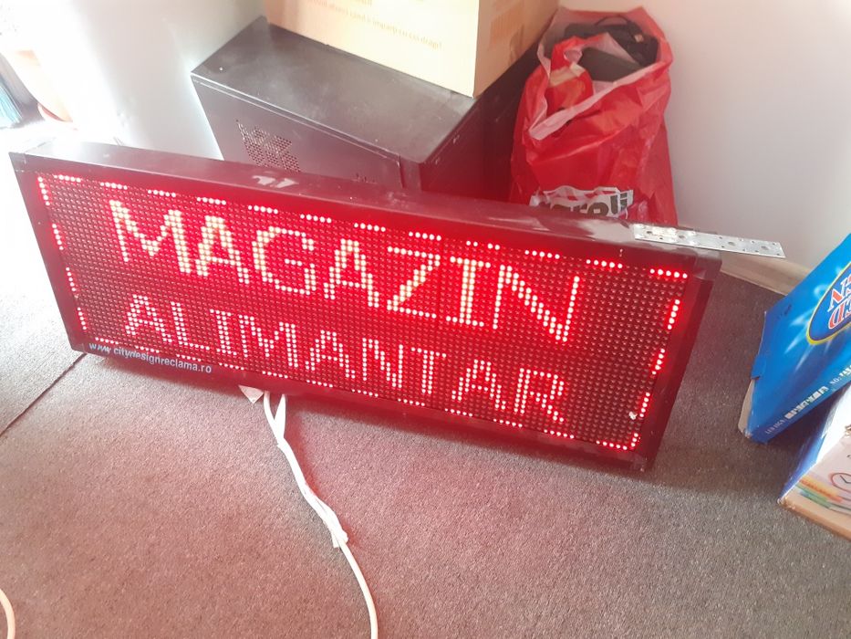Vând reclama luminoasă led
