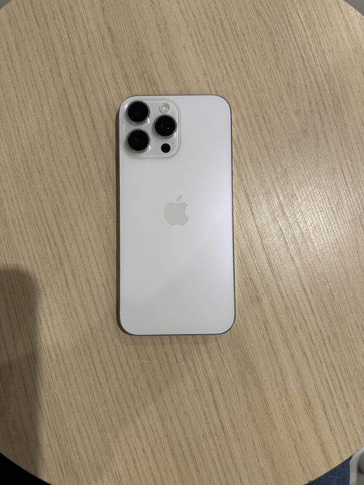 iPhone 16 Pro Max 1 Tb белый