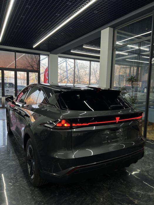 Deepal s07 gibrid 215 km