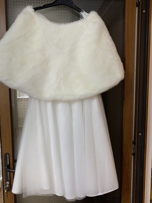 Rochie mireasa scurta marimea 36 Aryanna Karen