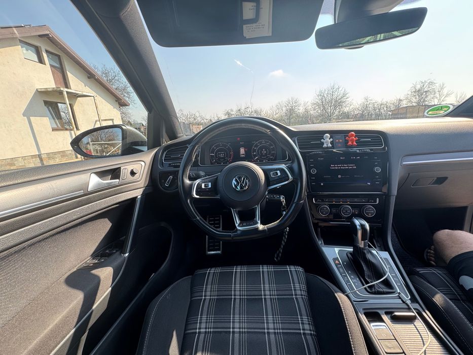 GOLF7.5 GTD 2019
