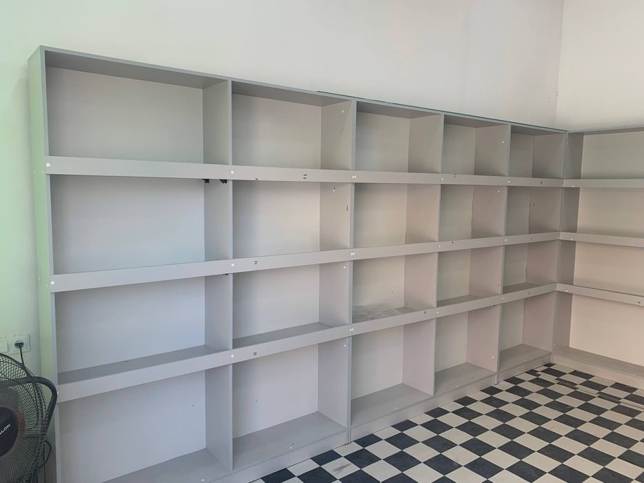 Полки для товаров