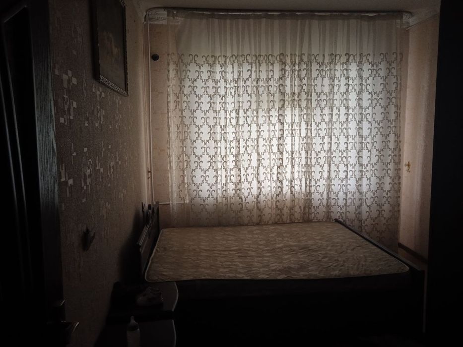 Квартира сотилади 10-микр-н Низомий 2а