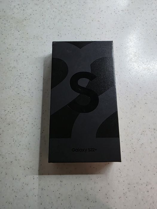 Samsung galaxy S22 + (Plus)