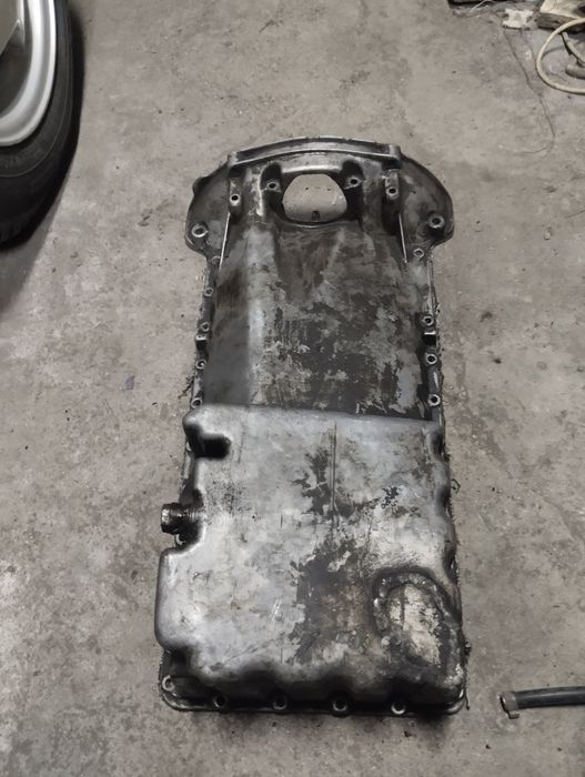 Потдон Мерседес 102 мотор продам