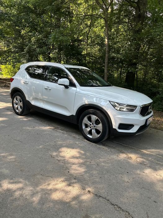 Volvo XC40 D3 AWD Momentum – 2019 | 140.000 km | 18.500 €