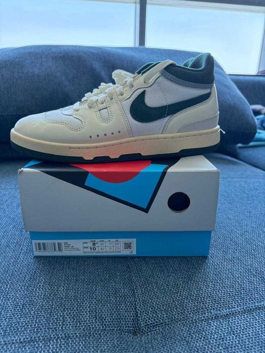 мужские кроссовки Nike Attack