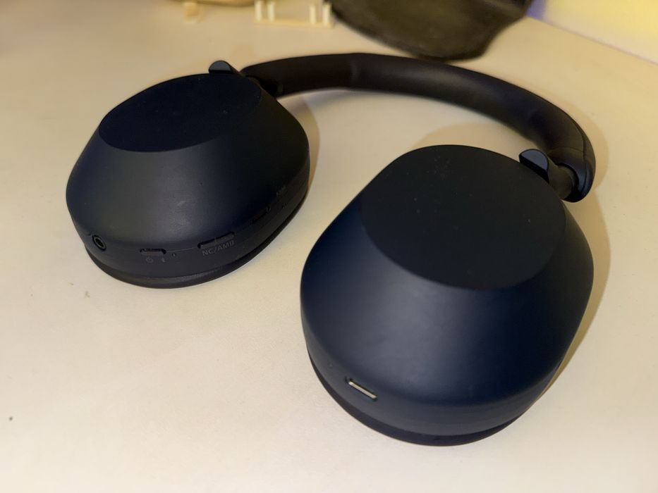Casti Over ear Sony WH1000XM5 - Impecabil