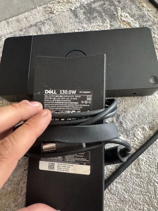 Dell docking station WD19tb cel mai puternic din serie