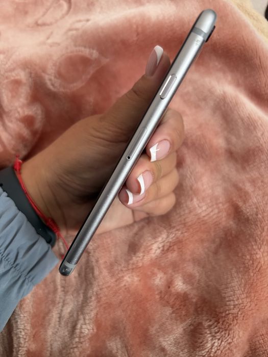 Продам Iphone 6s