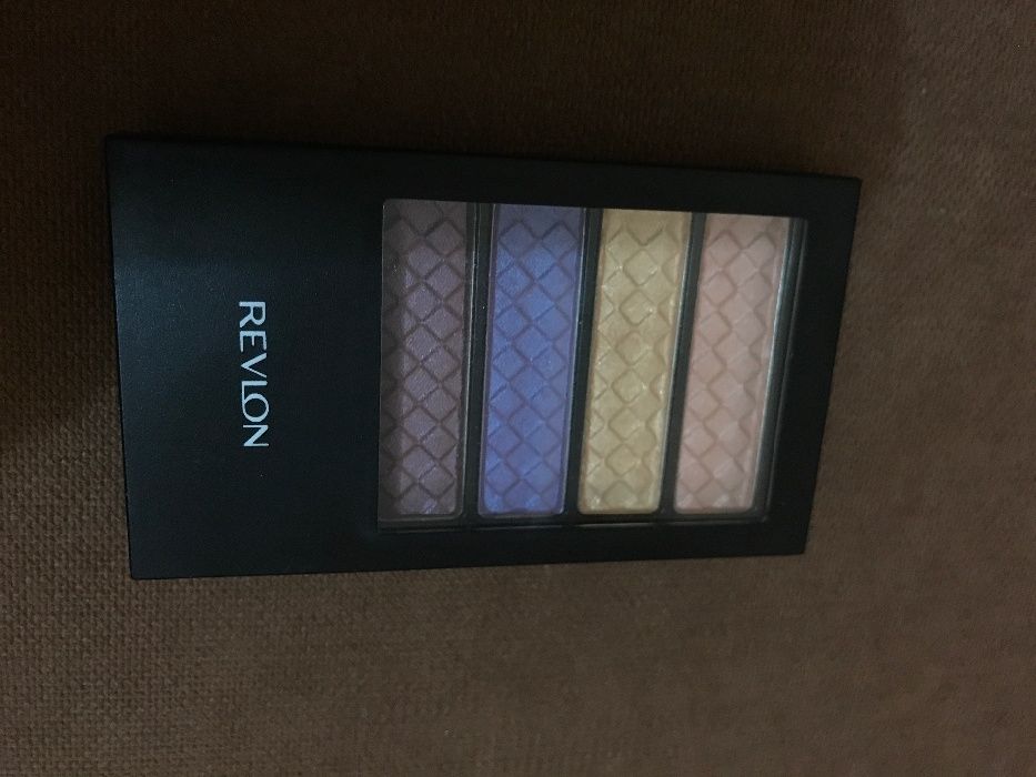 маркови оригинални модерни перлени сенки Ревлон Топ актуални цветове26