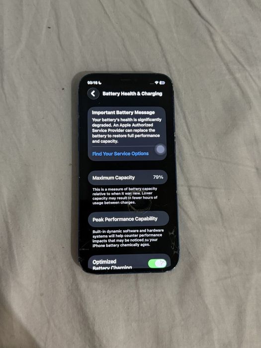 iPhone 12 64GB..