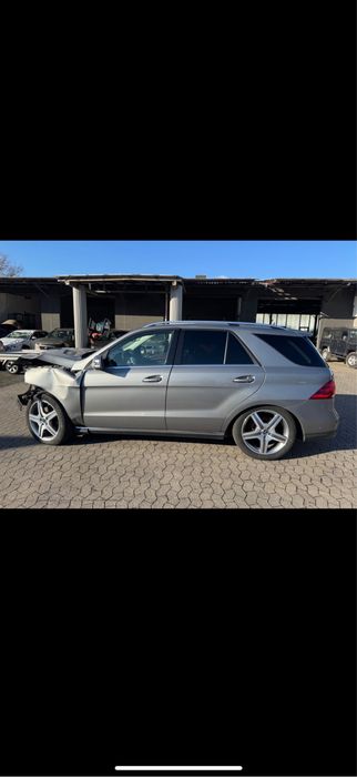 Dezmembrez Gle 350cdi w166 an 2016