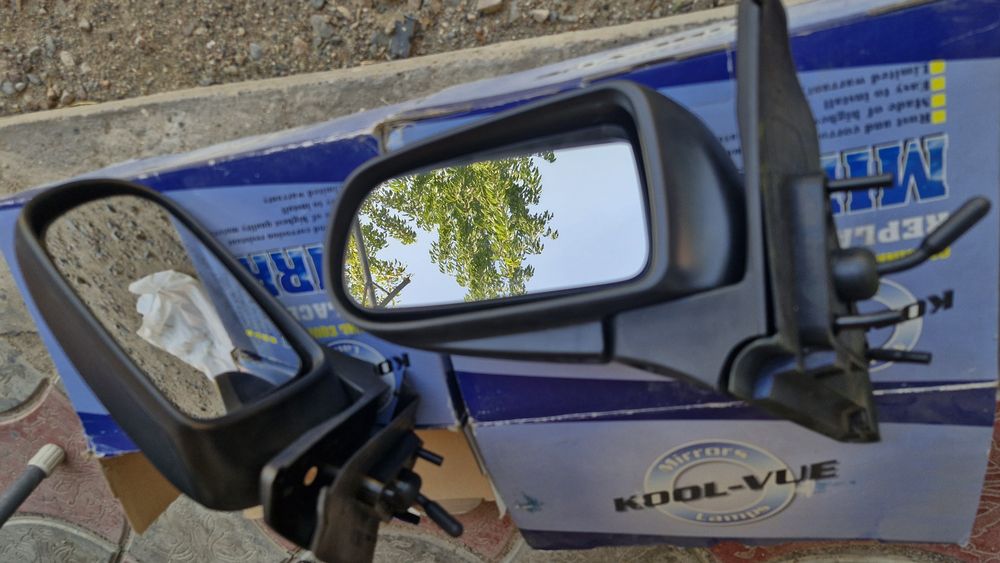 Боковой зеркала на мазда