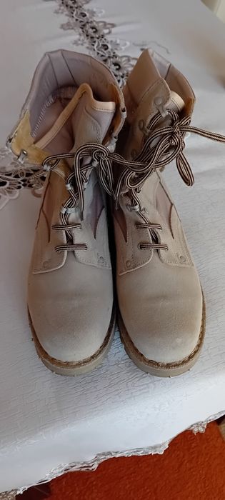 Bocanci mărimea 42/ 43