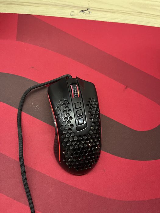 Мышка red dragon