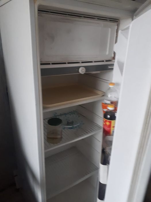 Холодильник бирюса