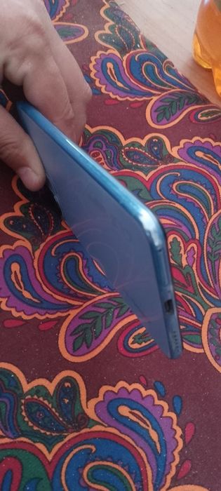 11 lite 5G 256 talik xotira dakument bor ishlashi zur narxi 150$ kelsh