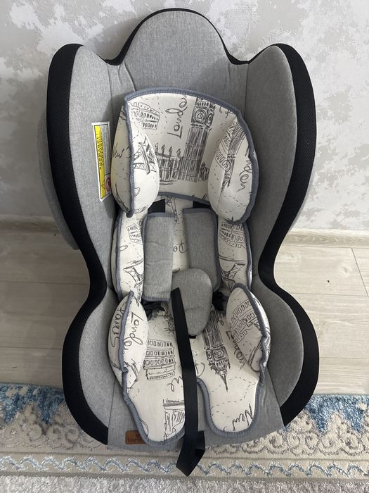 Автокресло новый 20000