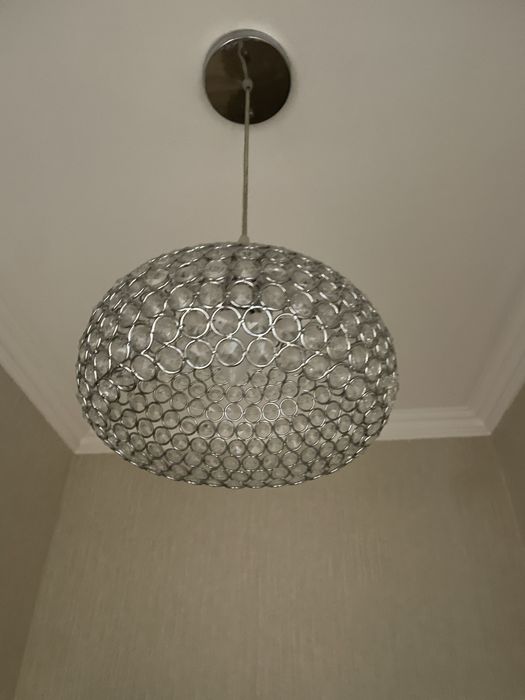 Люстры 4 шт для прихожей, коридора