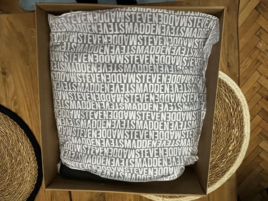 Велурени боти Steve Madden