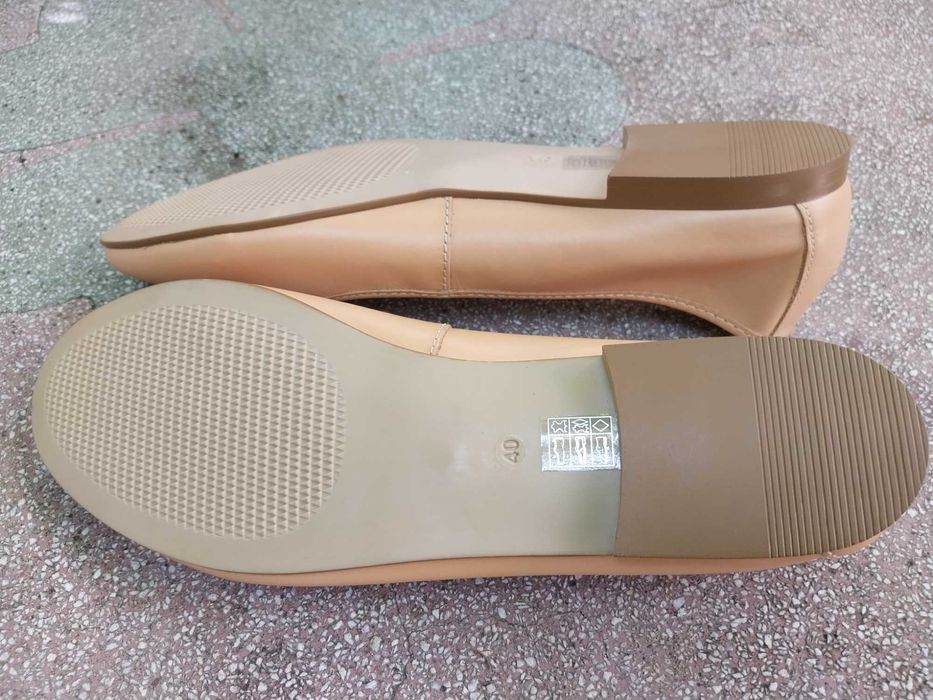 Нови ниски маркови обувки