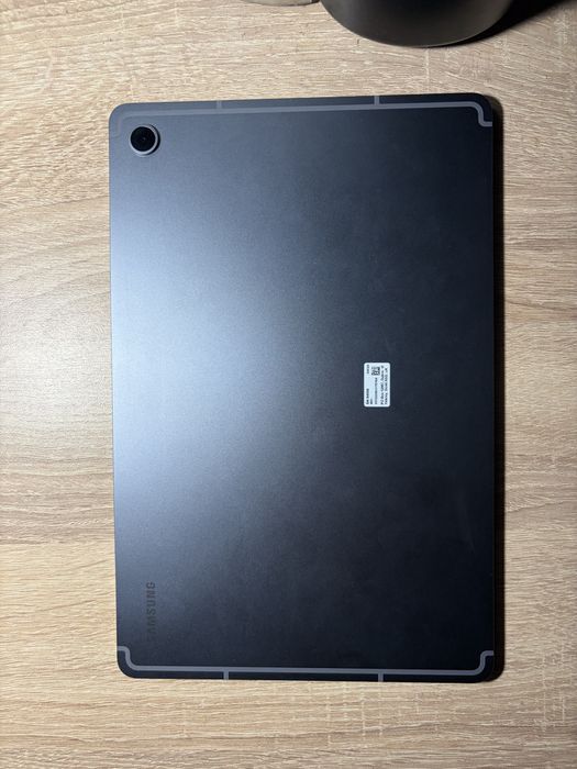 Samsung s10 lite Запазен таблет !