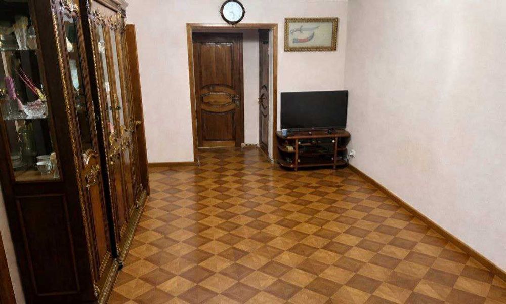 СРОЧНО 3.4\4\5 ЯЛАНГАЧ Теннисный корт №233 ДИЛЯ