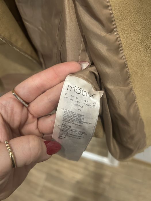 Дамско яке Motivi